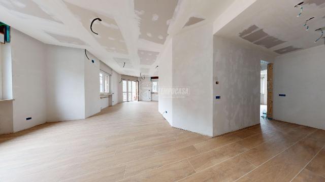 4-room flat, Borgo San Dalmazzo - Photo 1