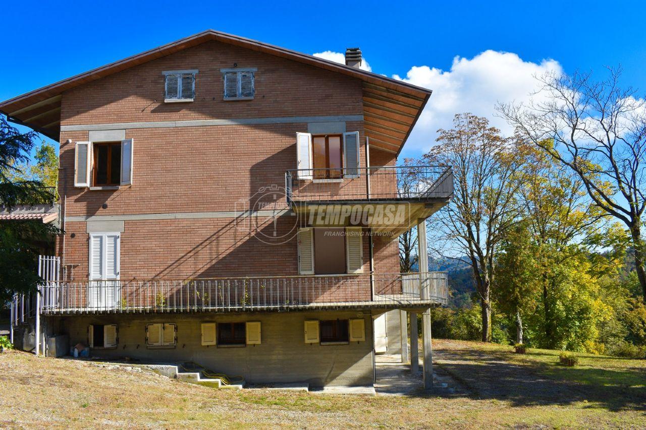 Villa a schiera in vendita a Casina