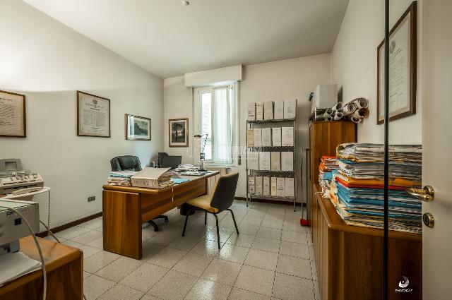 3-room flat in Via dei Due Gobbi, Reggio nell'Emilia - Photo 1