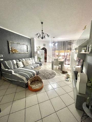 3-room flat in Via Umberto Saba 3, Montecchio Emilia - Photo 1