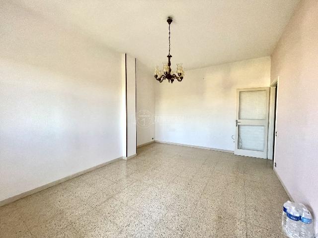 Vierzimmerwohnung in Via Generale Luigi Reverberi 21, Montecchio Emilia - Foto 1