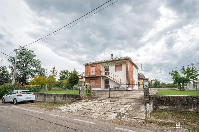 Einfamilienhaus in Via IV Novembre, Montecchio Emilia - Foto 1