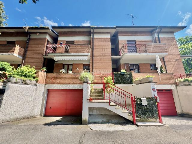 Terraced house in Via Martiri della Bettola, Reggio nell'Emilia - Photo 1