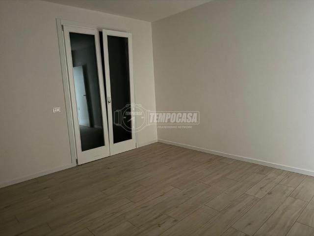 4-room flat in {3}, - Photo 1