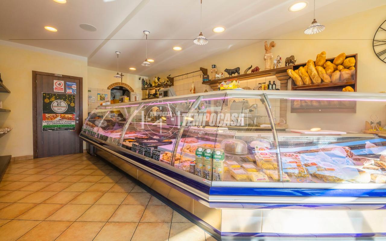 Macelleria in Via Dante Alighieri, Civitanova Marche, {3} - Foto 1