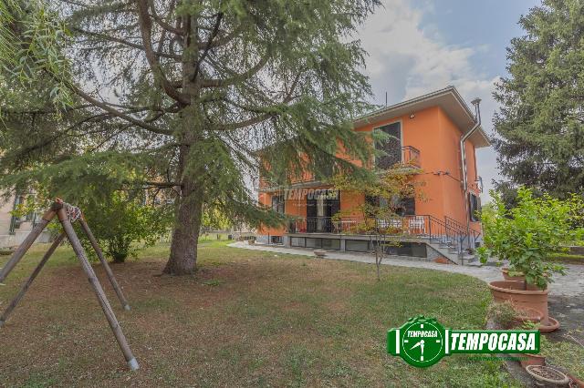 Detached house in Via Monte Penice, Voghera - Photo 1