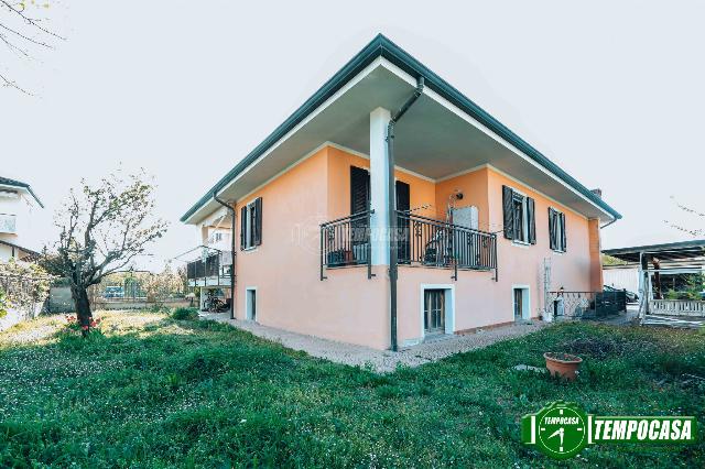 Villa in Via San Vittore, Voghera - Foto 1