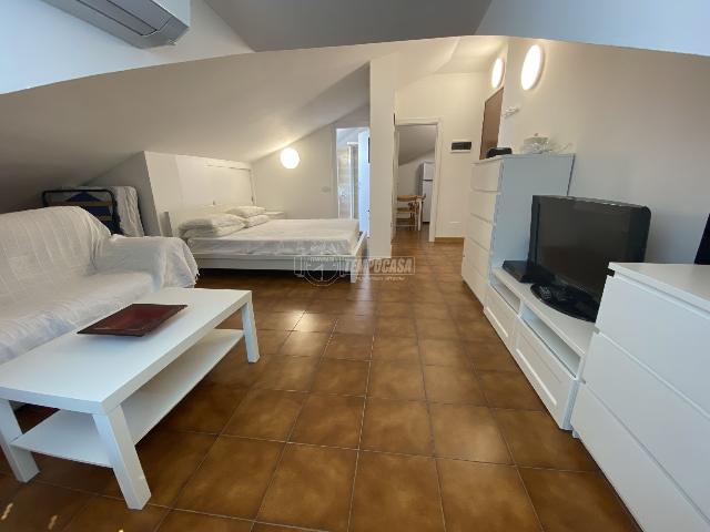 One-room flat in Via Ragazzi del '99 74, Varazze - Photo 1