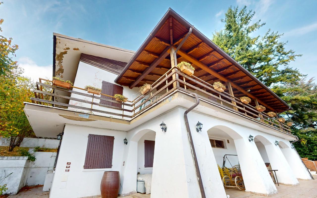 Casa indipendente in vendita a Serramazzoni