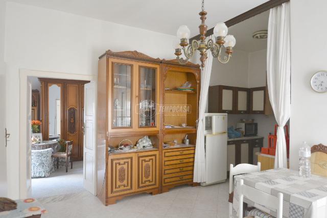 Detached house in Via Emanuele De Deo, Gioia del Colle - Photo 1