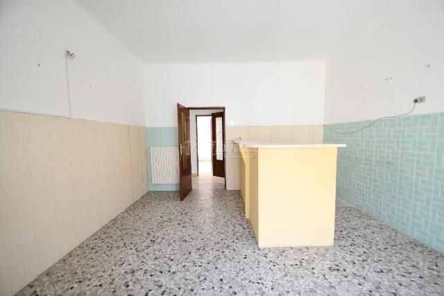 2-room flat in Via Nazario Sauro, Gioia del Colle - Photo 1