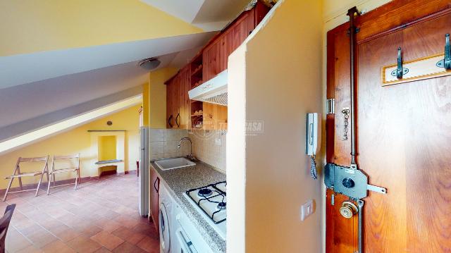 One-room flat in {3}, Via Francesco Petrarca 18 - Photo 1