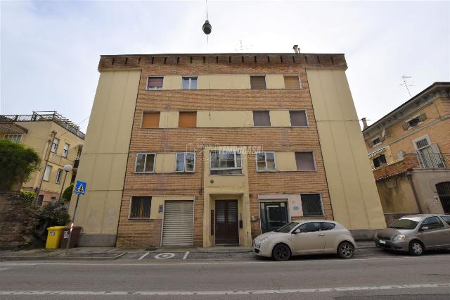 Vierzimmerwohnung in Corso Giuseppe Garibaldi 217, Porto San Giorgio - Foto 1