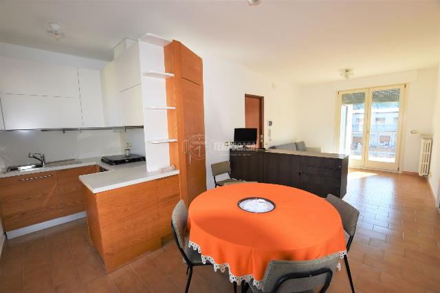 3-room flat in Via Mauro Macchi 86, Porto San Giorgio - Photo 1