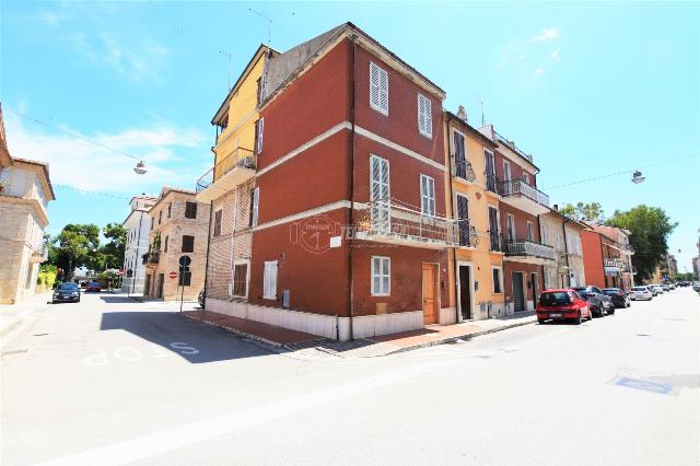 Casa indipendente in Via Giuseppe Mazzini 28, Porto San Giorgio - Foto 1