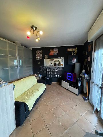 One-room flat in Viale Sabotino, Legnano - Photo 1