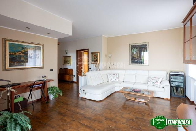 3-room flat, Robecco sul Naviglio - Photo 1