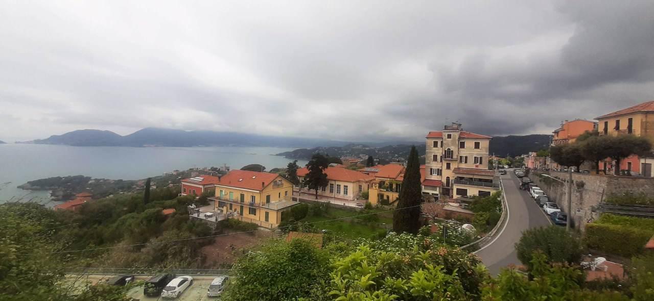 Appartamento in vendita a Lerici