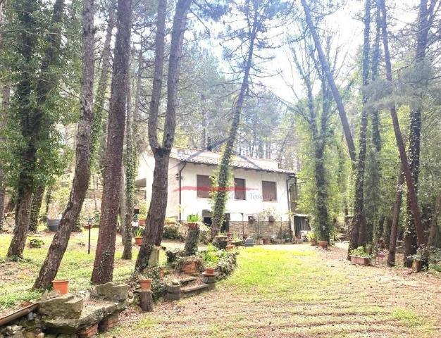 Casa indipendente in Loc. Fontemura, Arezzo - Foto 1