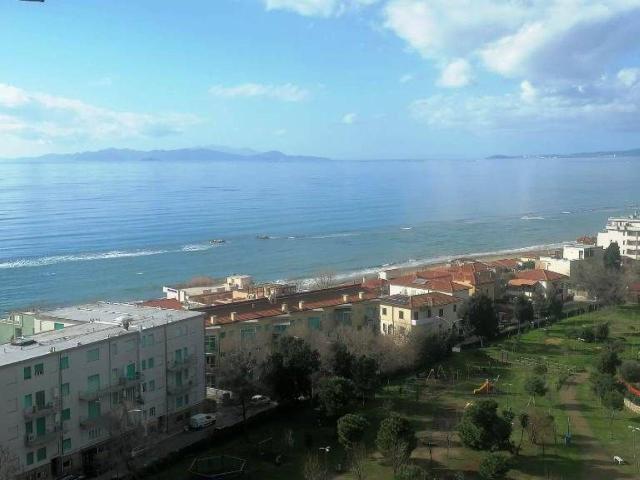 4-room flat in Via Dante S.N.C., Follonica - Photo 1