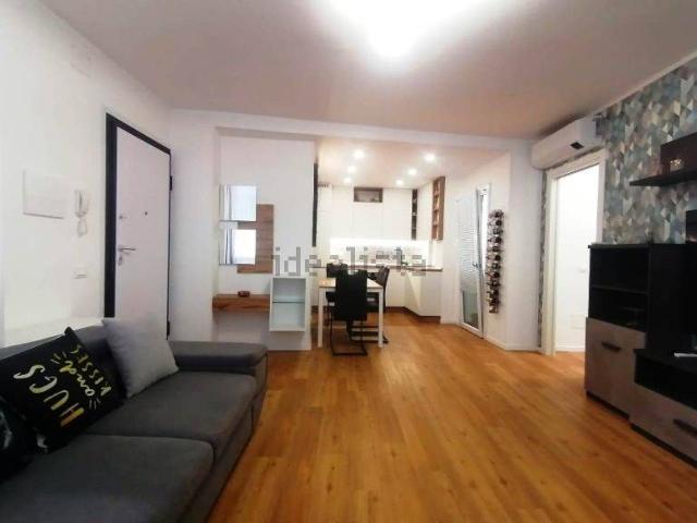 3-room flat in Via Roma, 8, Follonica - Photo 1