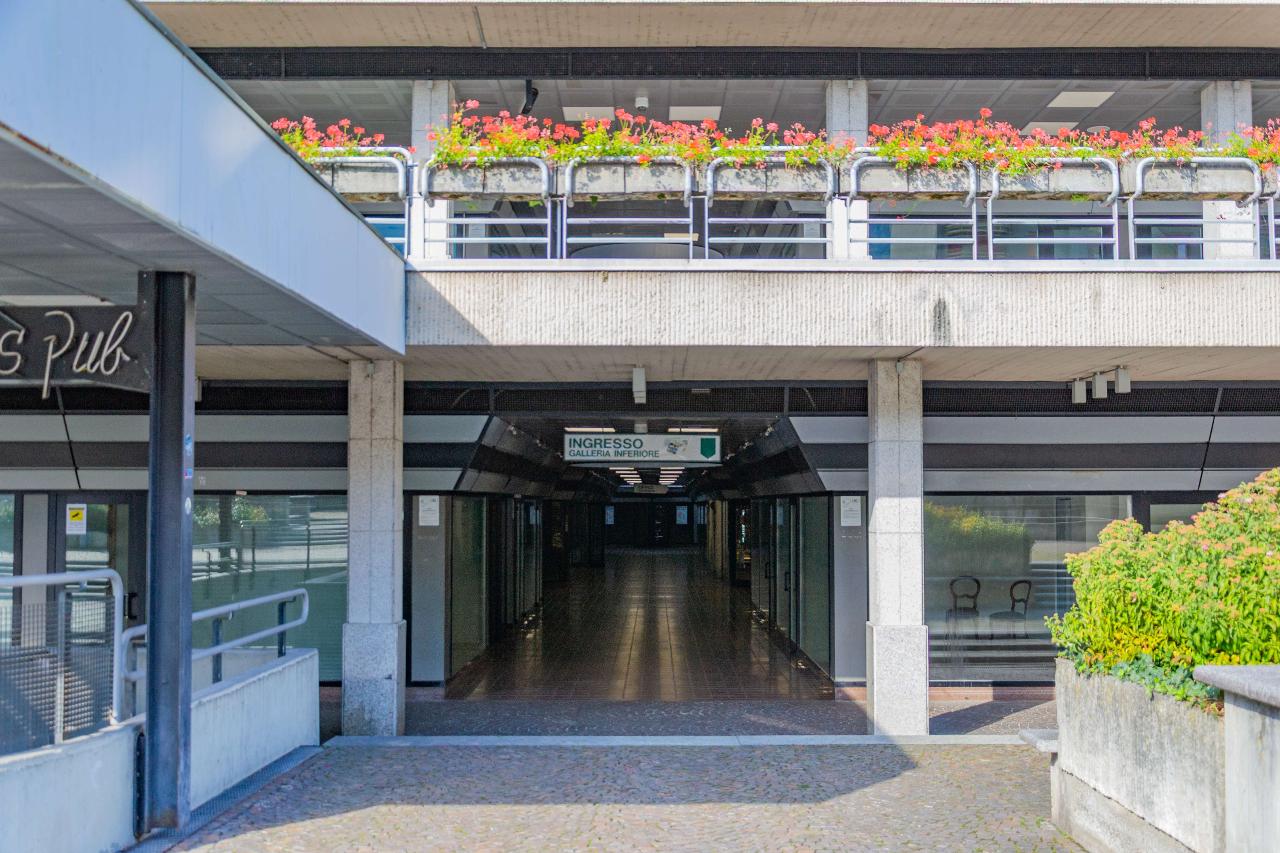 Negozio in Viale Italia, Tirano, {3} - Foto 2