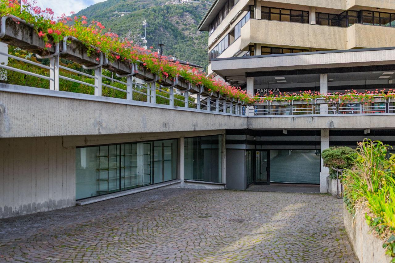 Negozio in Viale Italia, Tirano, {3} - Foto 1