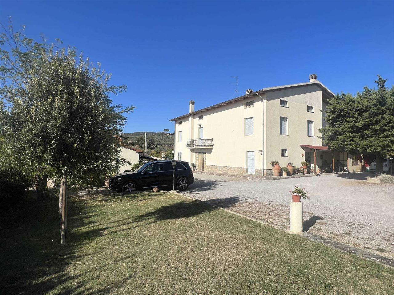 Casa indipendente in vendita a Cortona