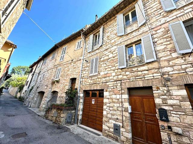 Bilocale in Via degli Acquedotti, Assisi - Foto 1