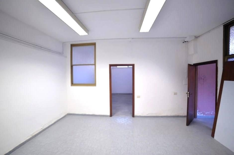Laboratorio in , Firenze, {3} - Foto 2
