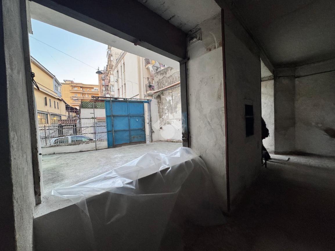 Magazzino in Via Norvegia 1, Marano Di Napoli, {3} - Foto 2