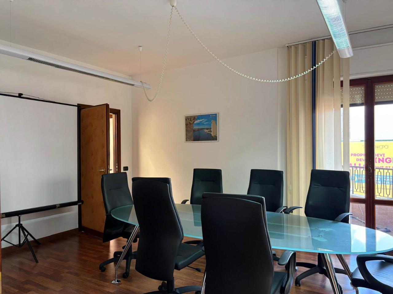 Ufficio in Via Ponte Ferroviario, Brindisi, {3} - Foto 1