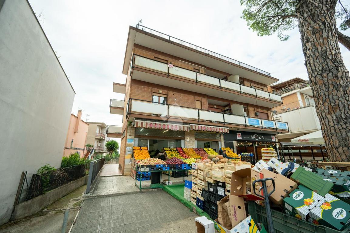 Ufficio in Via della Stazione 263, Latina, {3} - Foto 2