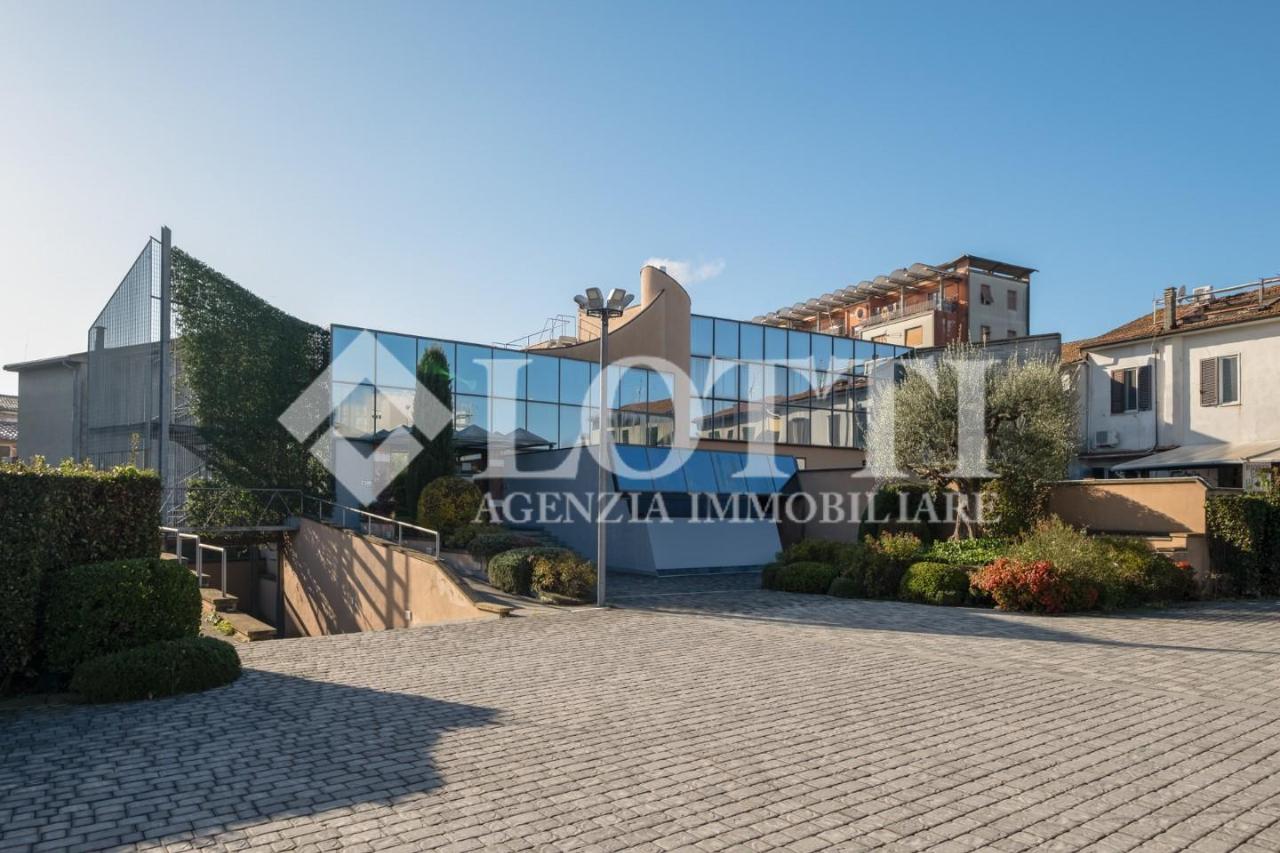 Ufficio in Vittorio Veneto 142, Pontedera, {3} - Foto 1