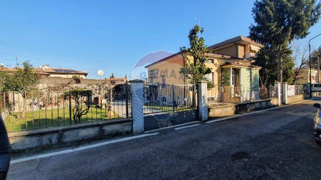 Mansion in {3}, Via Tortelli - Photo 1