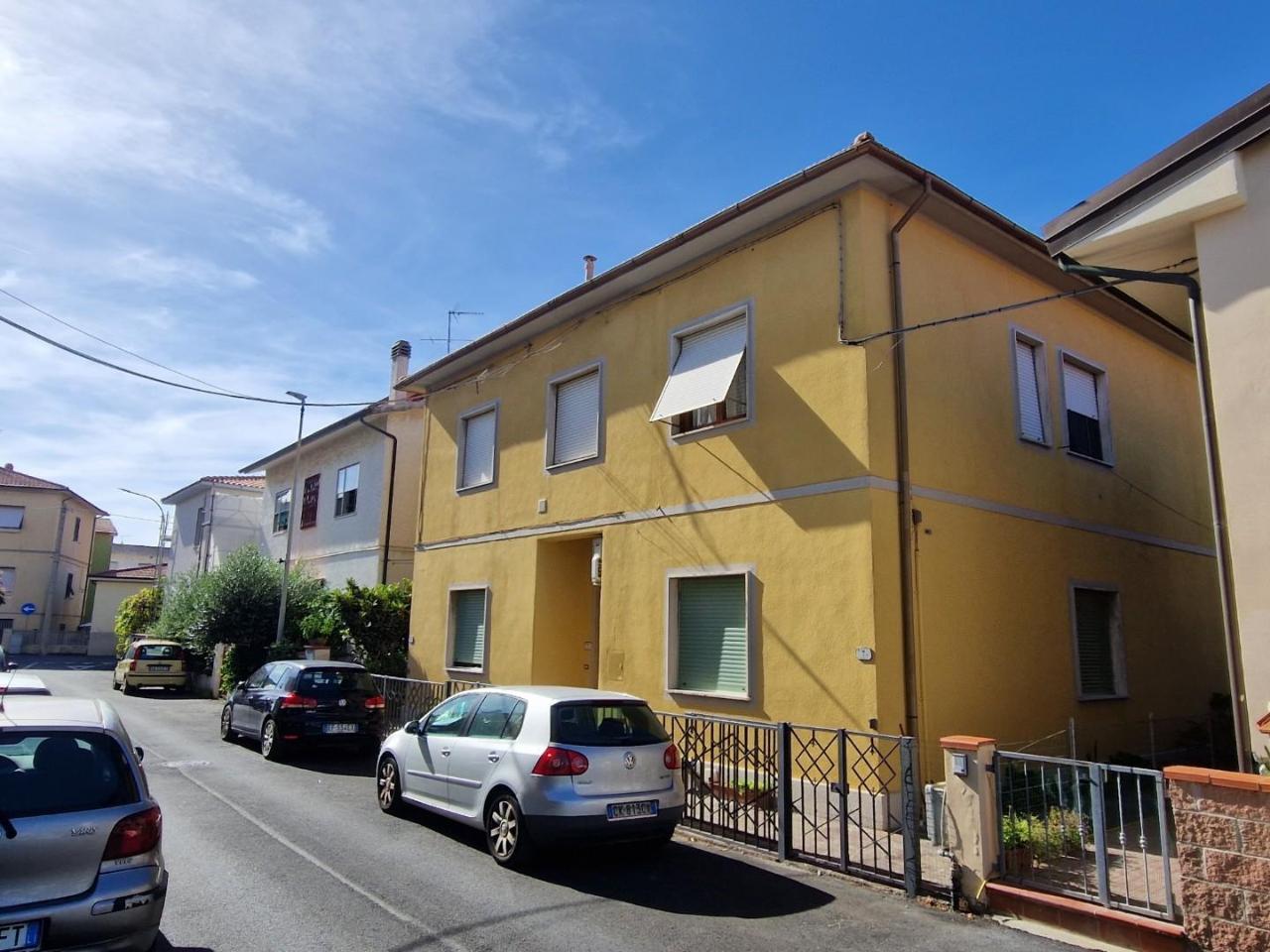 Villa trifamiliare in vendita a Rosignano Marittimo