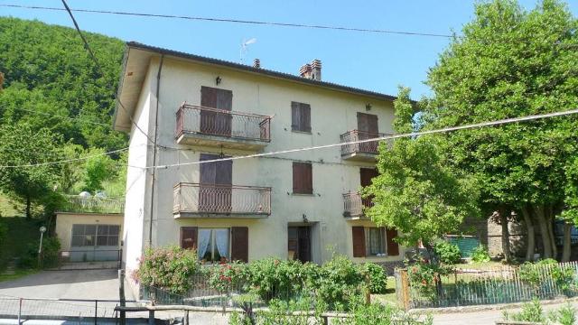 Vierzimmerwohnung in Via Monte Baducco, Castiglione dei Pepoli - Foto 1