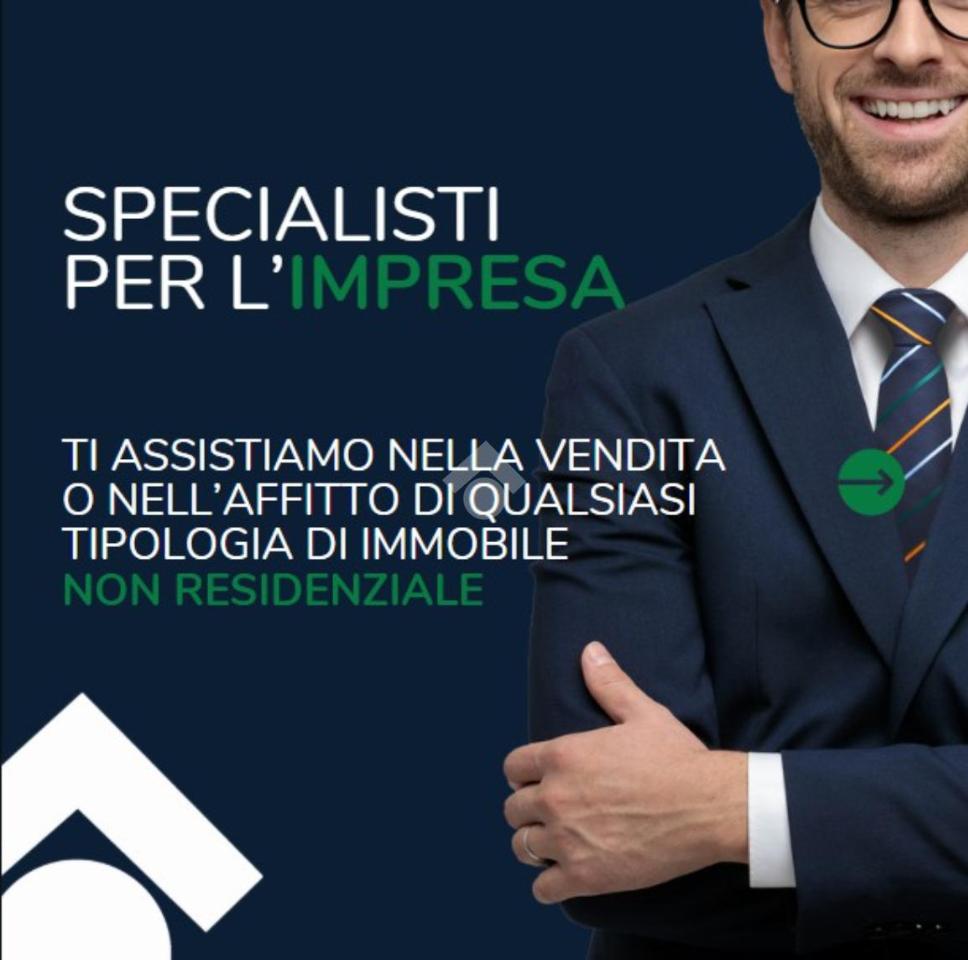 Negozio in Viale della Repubblica 108, Treviso, {3} - Foto 2