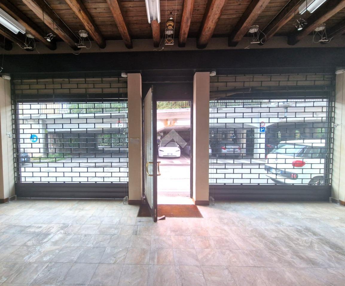 Negozio in Str. Terraglio, Treviso, {3} - Foto 2