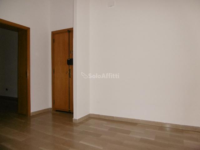 2-room flat in {3}, - Photo 1