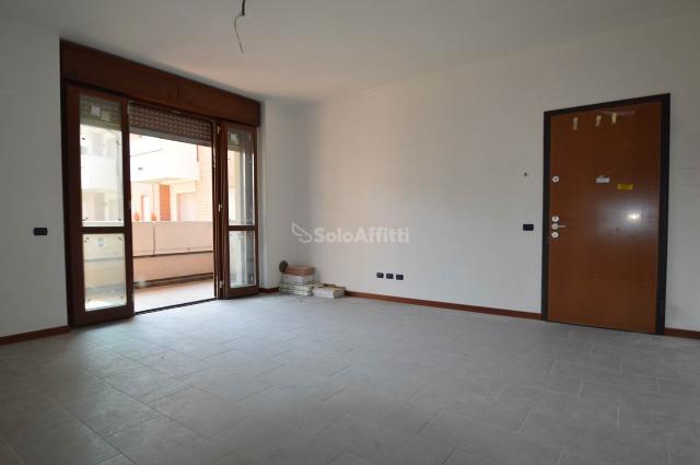 3-room flat in Via Camillo Golgi 8, Opera - Photo 1