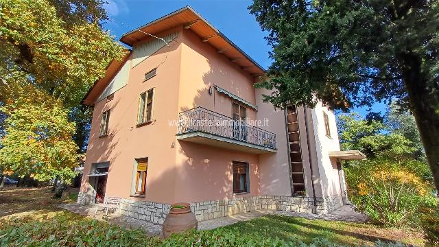 Mansion in Viale Miralaghi 25, Sarteano - Photo 1