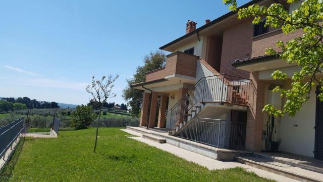 Attached house, Castiglione del Lago - Photo 1