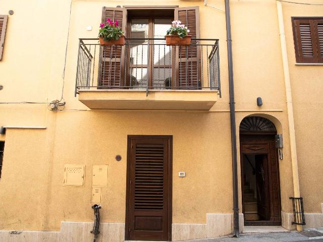 Detached house in Via delle Fosse Granarie, Castellammare del Golfo - Photo 1