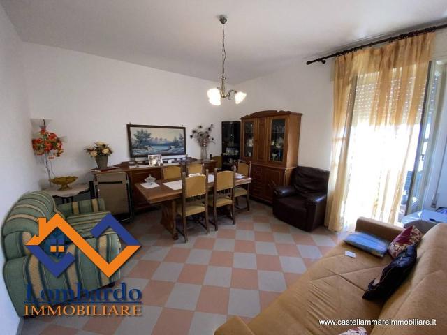 4-room flat in Via Segesta, Castellammare del Golfo - Photo 1