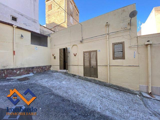 Detached house in Via Sole, Castellammare del Golfo - Photo 1