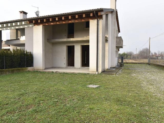 Mansion in Via Monte Grappa, Loria - Photo 1