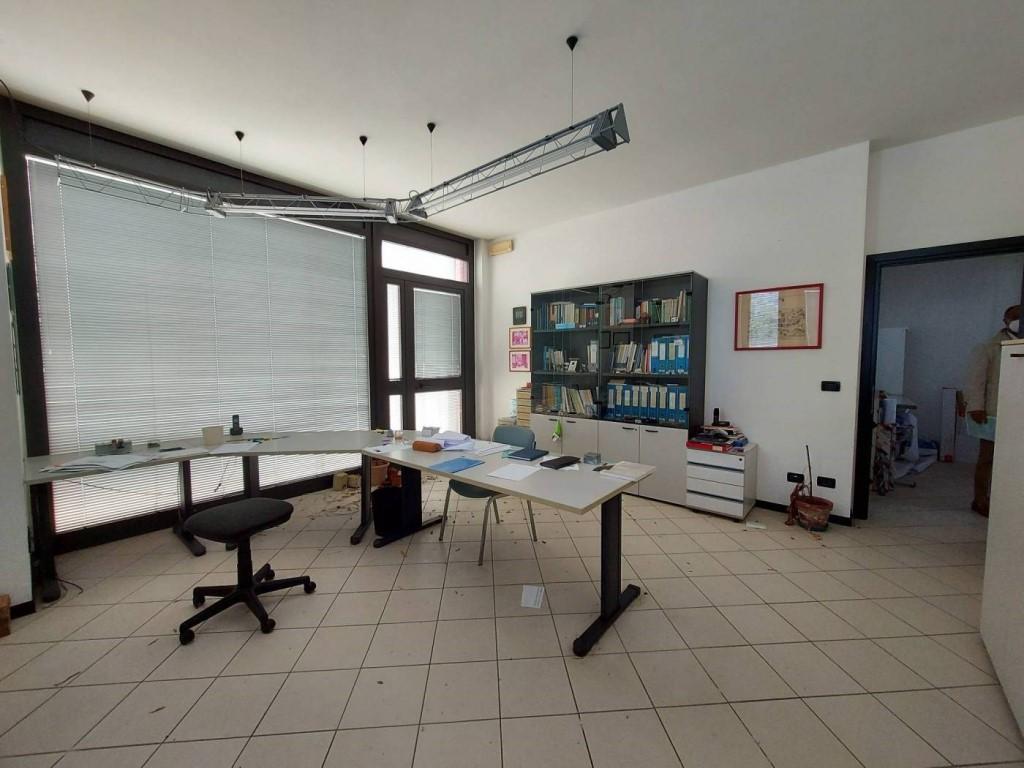 Ufficio in , Lucca, {3} - Foto 1