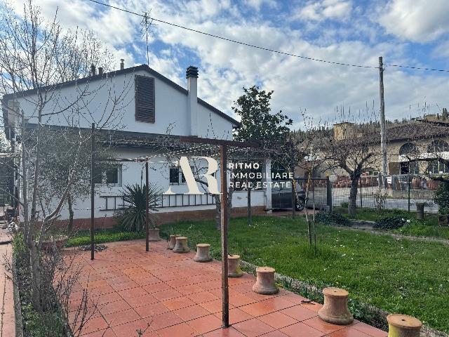 Vierzimmerwohnung in Via Chiantigiana per Il Ferrone 30, Impruneta - Foto 1