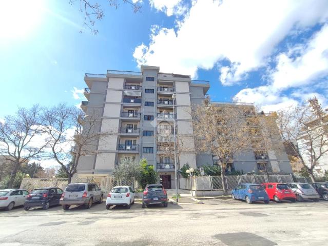 3-room flat in Via Domenico Antonio Patroni 10, Foggia - Photo 1